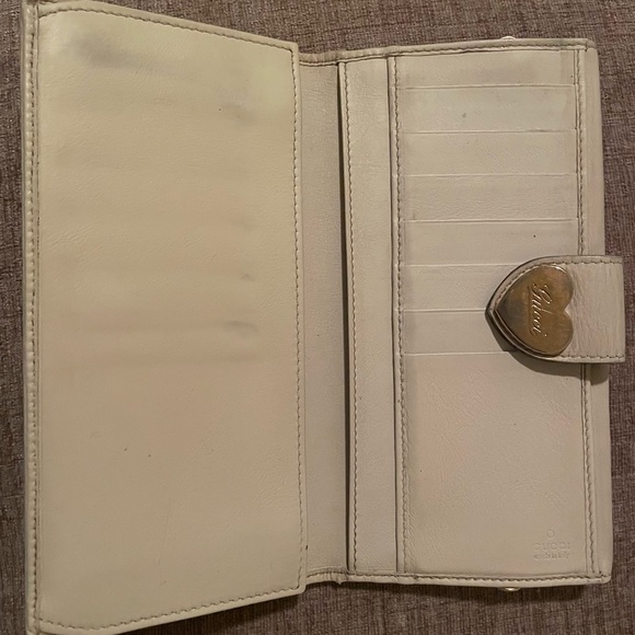 Gucci Wallet Used